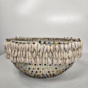 Vintage 1970s Shell and Bead Decorative Bowl Fruit Bowl Beach Boho Handmade‎